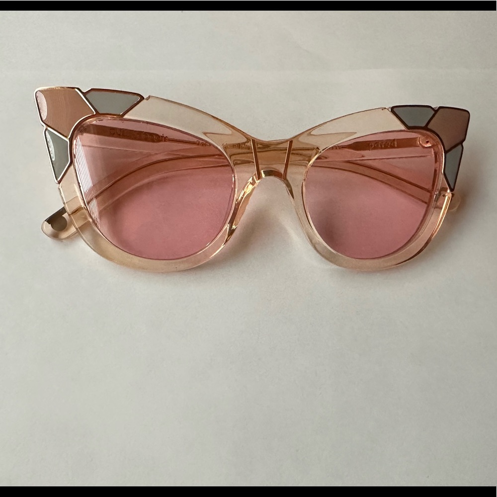 Pared Puss and Boots pink sunglasses